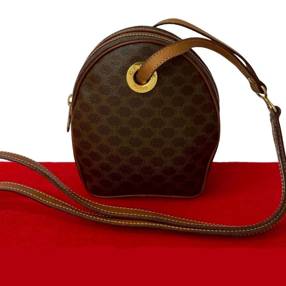 Pre Loved celine Women brown | brown Shoulder Bags - Picture 1 of 8
